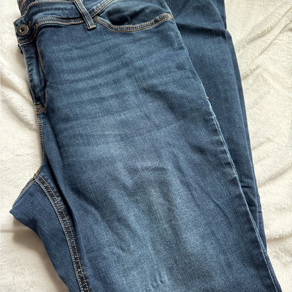 Women’s universal thread mid rise skinny - Picture 2 of 6